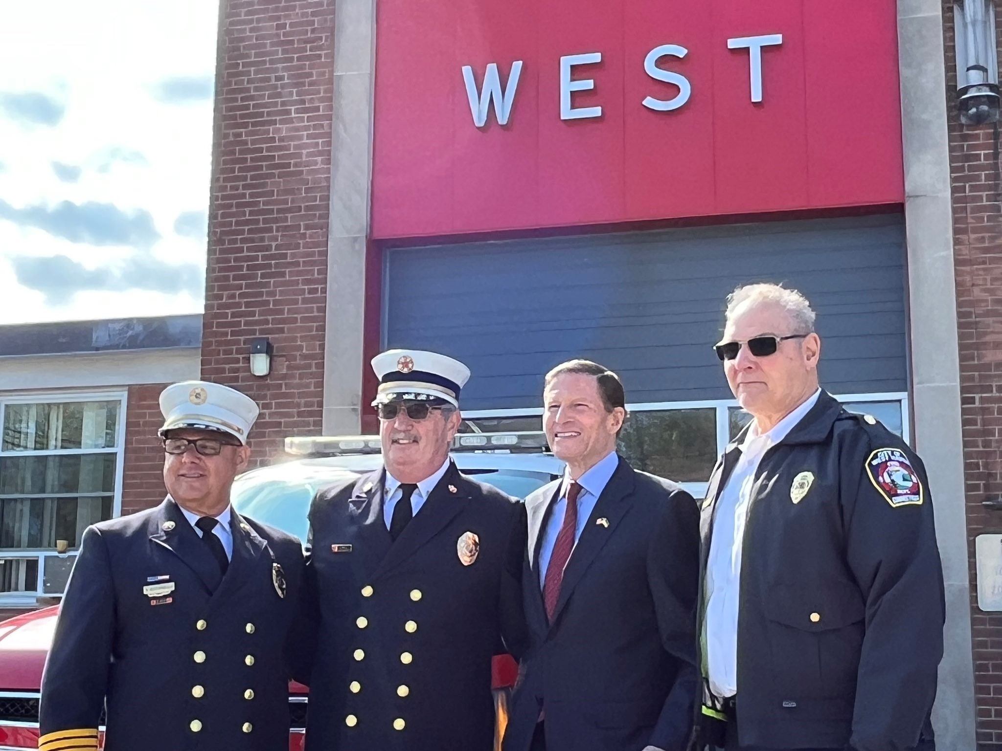 Blumenthal joined Connecticut firefighters to celebrate the passage of the Fire Grants and Safety Act, which reauthorized the Federal Emergency Management Agency’s (FEMA) Assistance to Firefighters Grant (AFG) program, the Staffing for Adequate Fire and Emergency Response (SAFER) grant program, and the U.S. Fire Administration. 